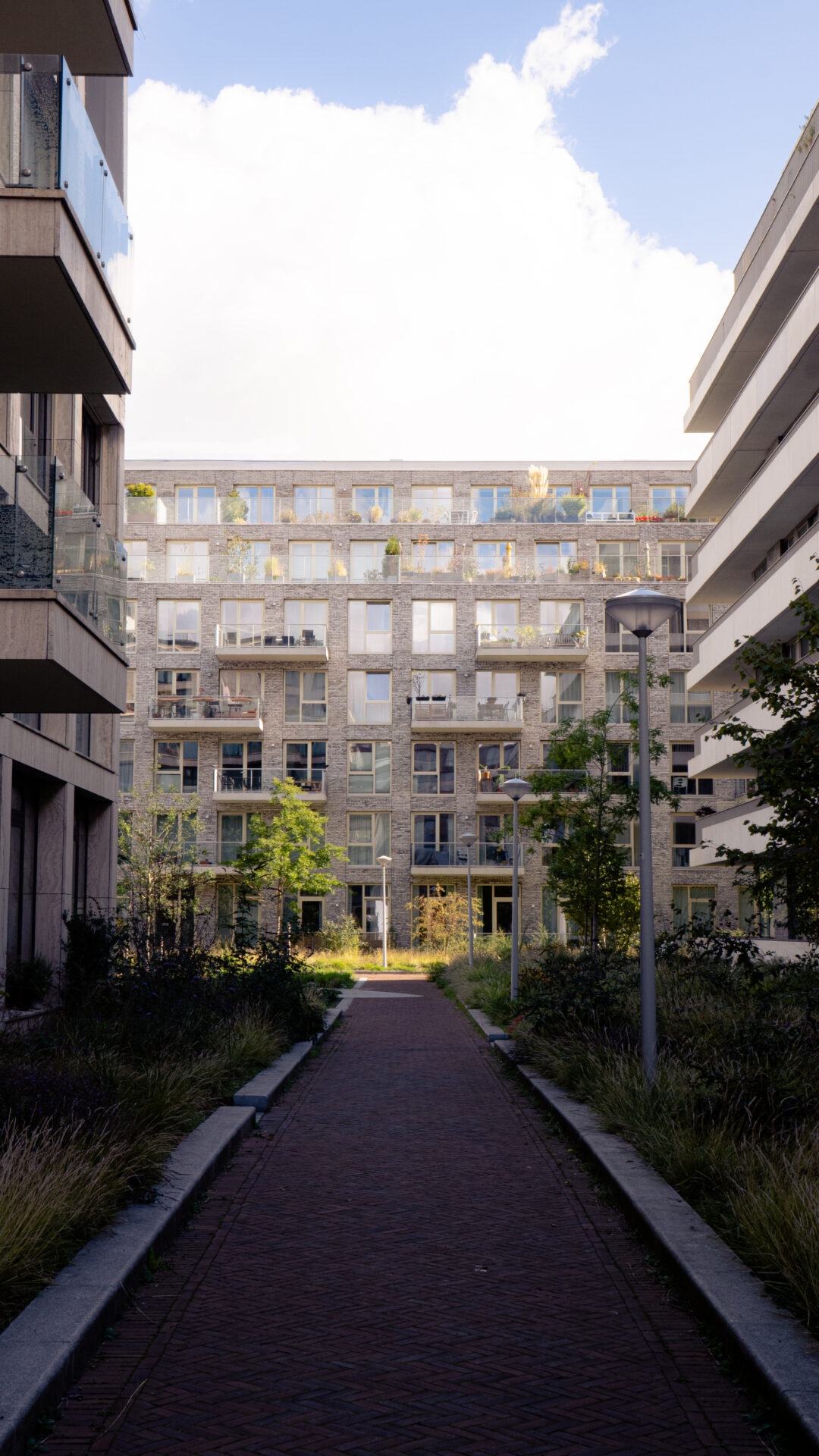 Wohnblock in einem modernen Viertel